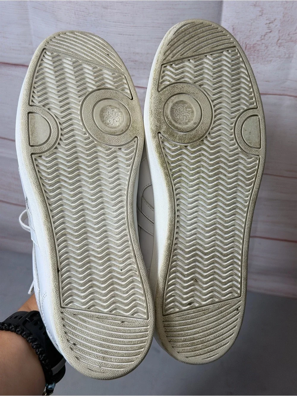 Tory Burch Hank Court White Leather Low-Top Lace-Up Sneakers
